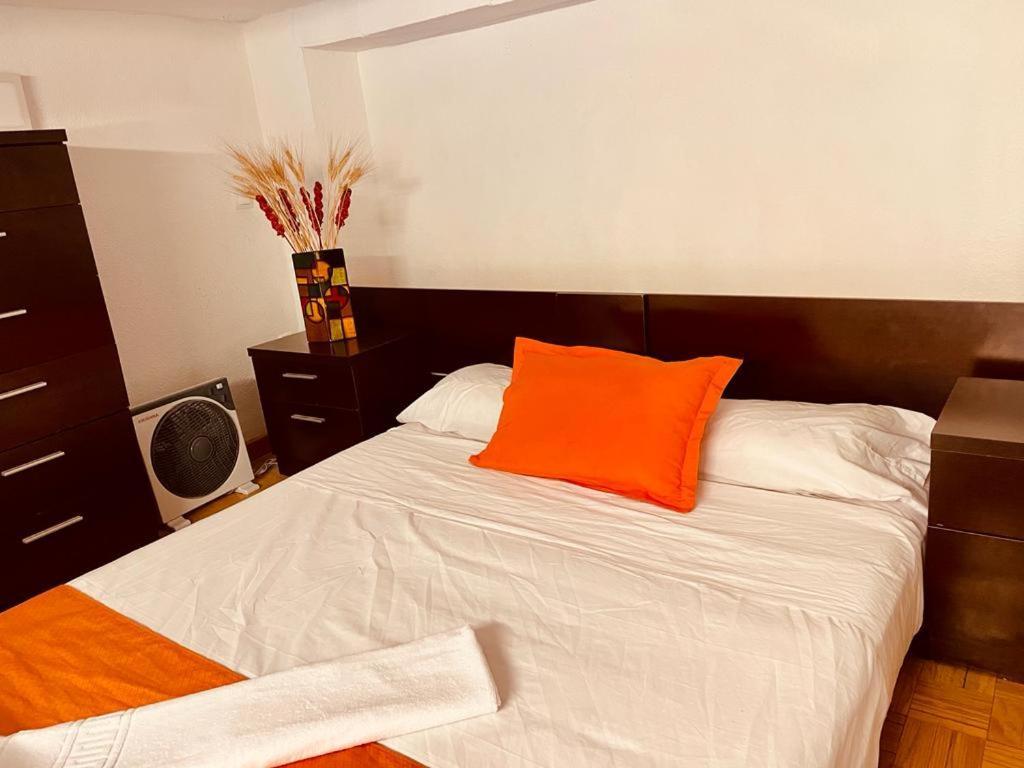 Punta Me Beautiful Apartment In The Best Location Madrid Downtown Exterior photo