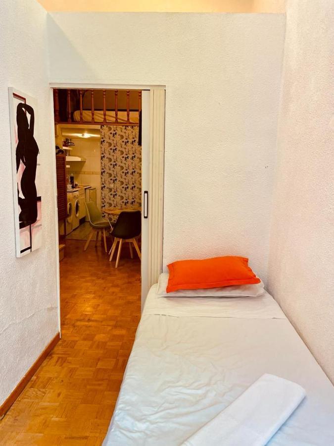 Punta Me Beautiful Apartment In The Best Location Madrid Downtown Exterior photo